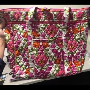 Vera Bradley tote bag